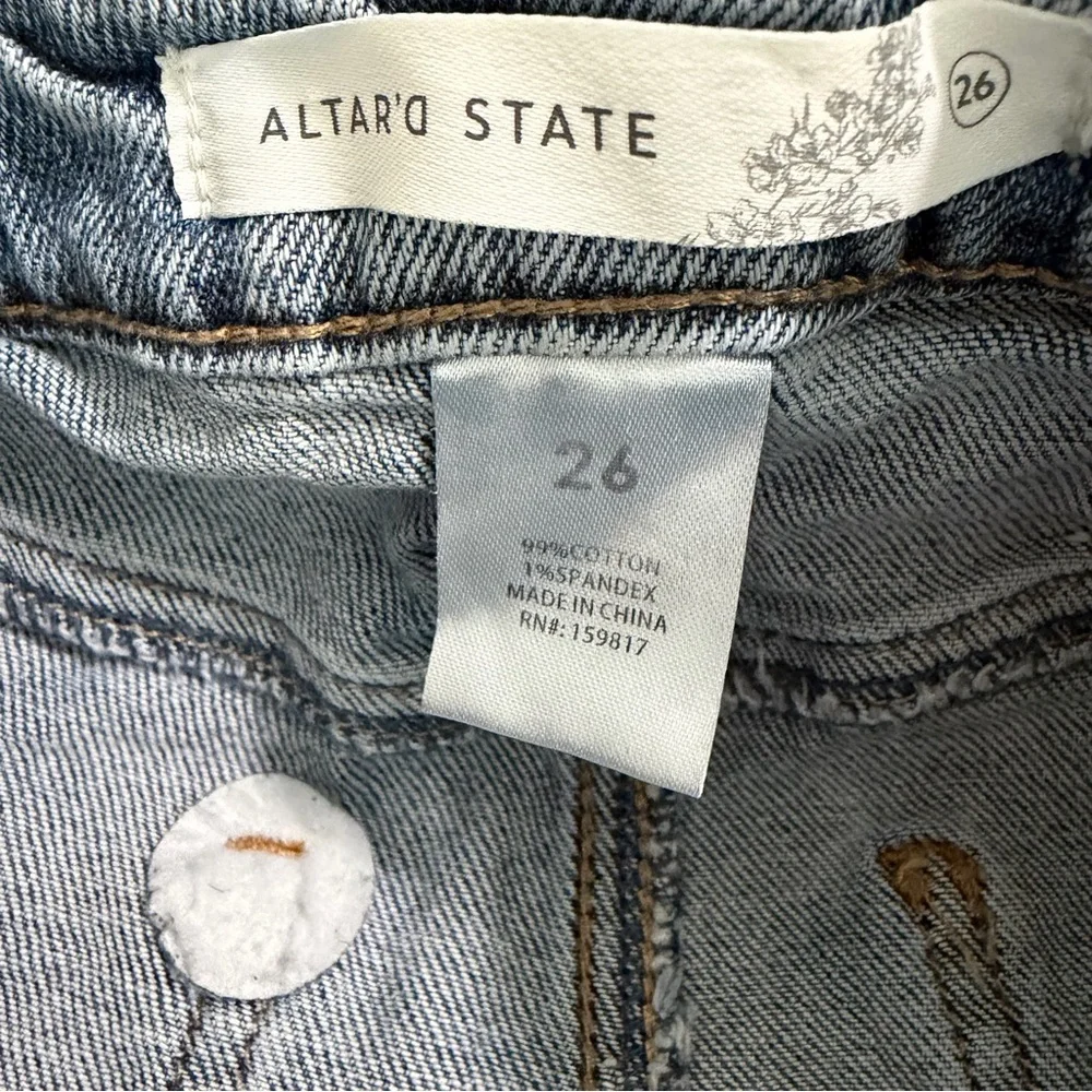 Altar'd State High Rise Distressed Jean Shorts | Light Wash | Size 26